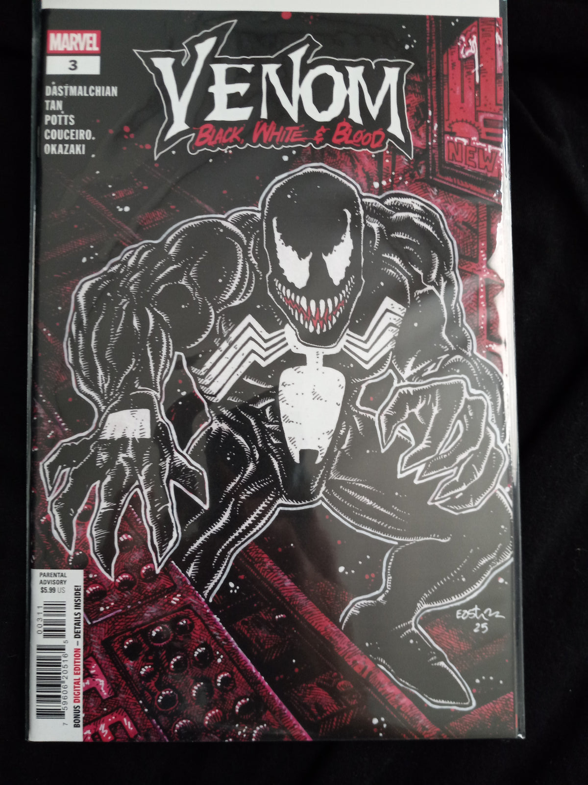 Venom: Black, White & Blood